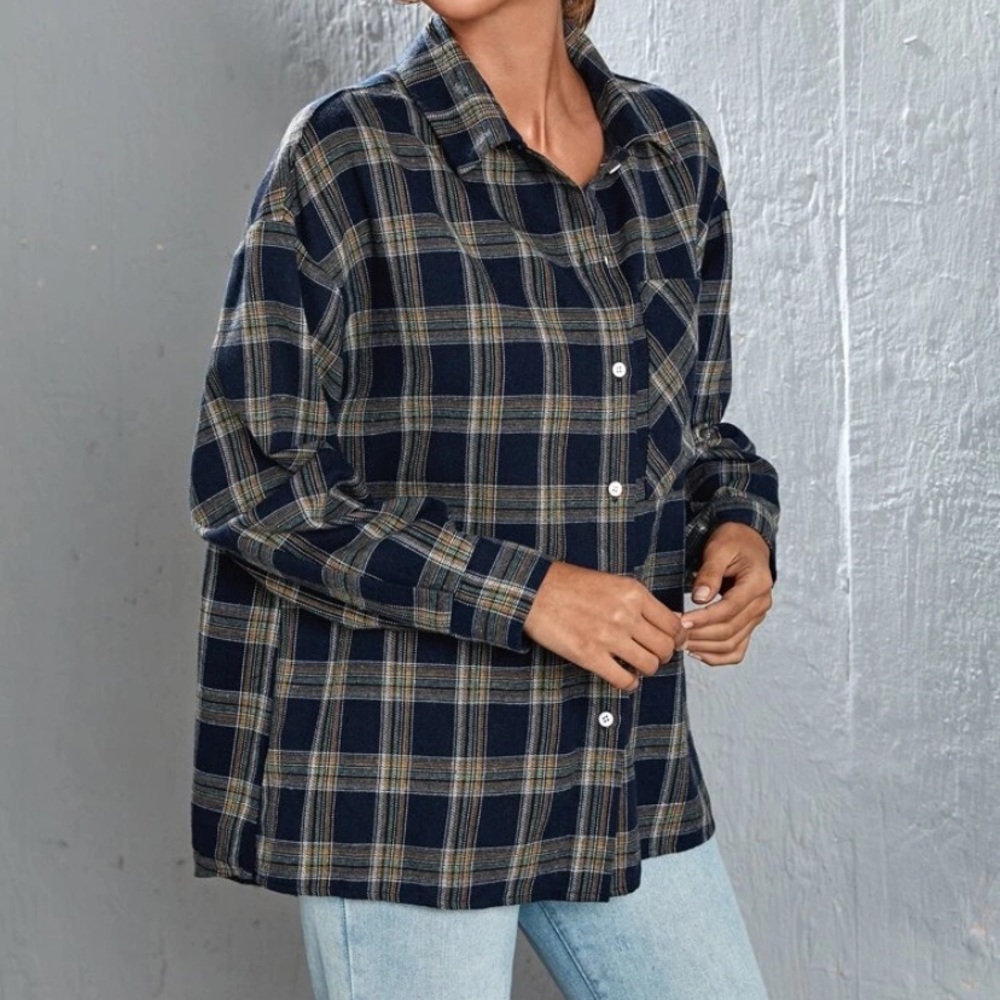 NWT SHEIN plaid patched pocket tee